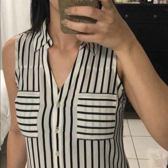 Express Striped Sleeveless Shirt - Picture 2 of 3